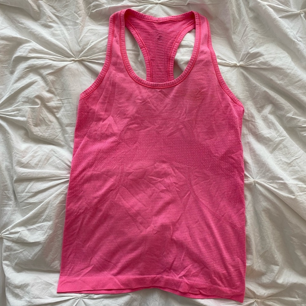Hot pink lululemon swiftly tech racerback tank size 4